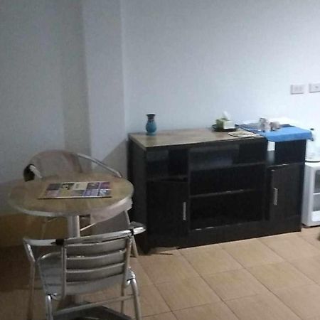 J&E Otel Nong Prue Dış mekan fotoğraf