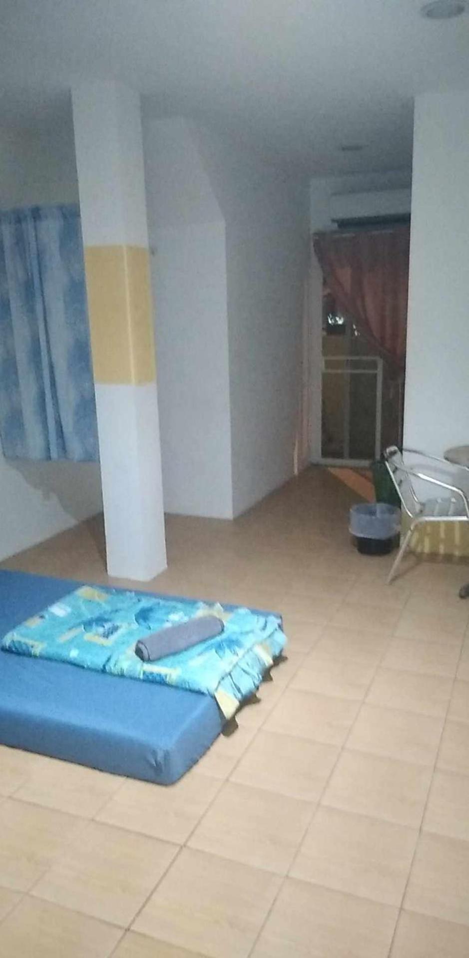 J&E Otel Nong Prue Dış mekan fotoğraf
